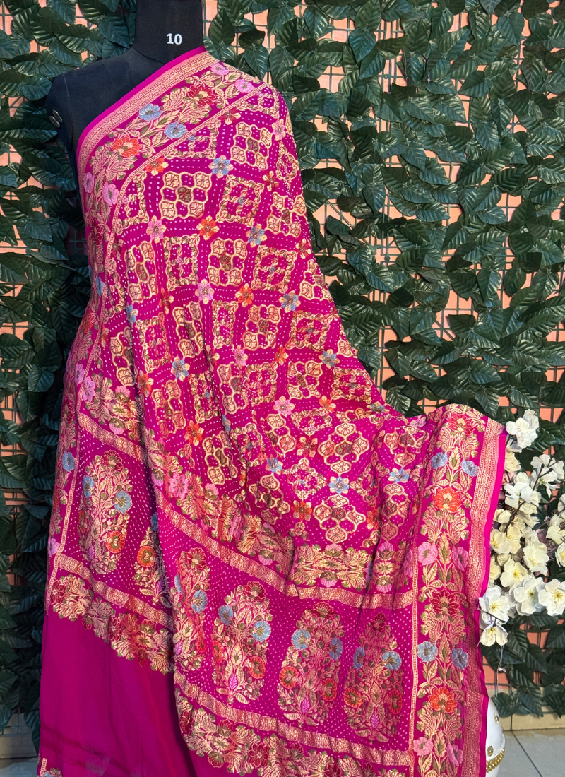 Nimjari Tilfi Floral Motifs Saree