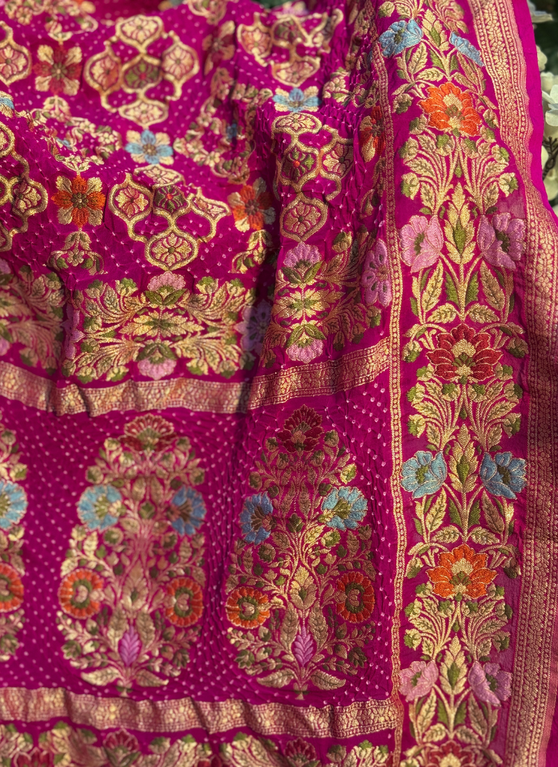 Nimjari Tilfi Floral Motifs Saree